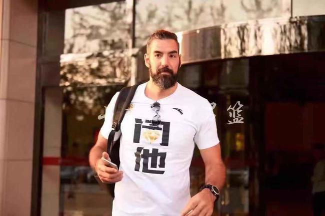 爱游戏-波特兰开拓者主教练